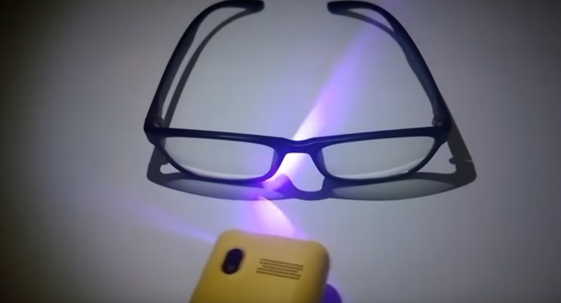 Cara tes kacamata anti radiasi